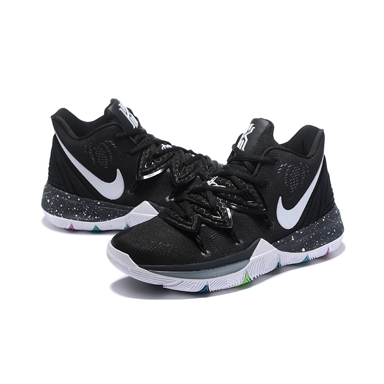 Ready stock Hot sale Nike Kyrie 5 Black white Sports Training Basketball shoes