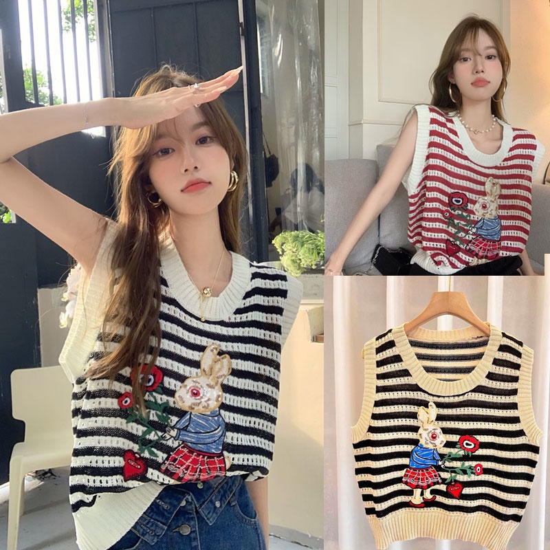 KOKO 8K62 กั๊กไหมพรม เสื้อกล้ามไหมพรมผู้หญิง ปักลายกระต่าย น่ารัก ลายทาง สไตส์เกาหลี