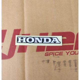 86102-K73-V40ZA สติ๊กเกอร์แท้ สีขาวพื้นดำ ขนาด65มม.ติดบังโคลนหลัง HONDA WAVE125I รุ่นไฟหน้าLED, 1ชิ้น