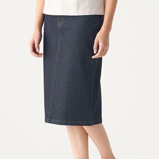 กระโปรงยีนส์ผ้ายืด สีสวย ใส่สบาย มูจิ Muจิ Denim Skirts แท้ 💯