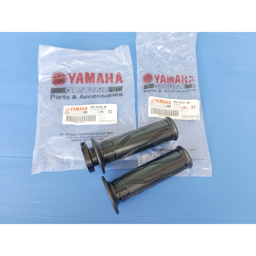 ปลอกแฮนด์+ปลอกคันเร่งแท้YAMAHA QBIX,LEXI,YZF,R15,GT125 อะไหล่แท้ศูนย์YAMAHA(2PH-F6240-00),(2PH-F6241-00)1คู่