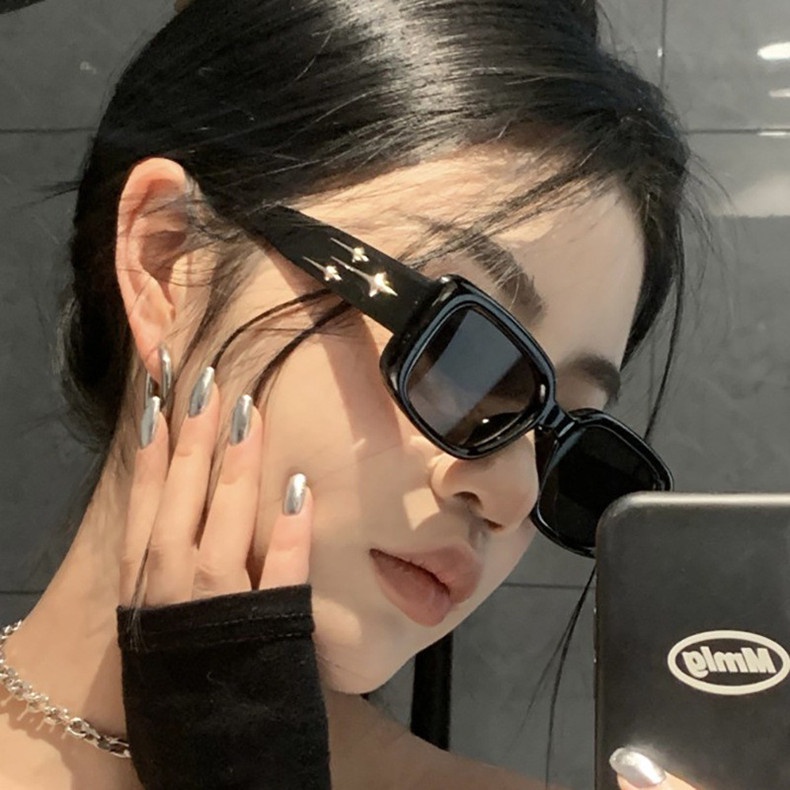 แว่นตากันแดด ทรงสี่เหลี่ยมผืนผ้า กรอบสี่เหลี่ยมผืนผ้า ขนาดเล็ก สไตล์วินเทจ แฟชั่นคลาสสิก สําหรับสตรี