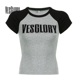 Vesglory เสื้อครอปท็อป คอกลม พิมพ์ลายตัวอักษร สีตัดกัน แฟชั่นสําหรับผู้หญิง 2023