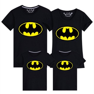 สินค้าใหม่เสื้อยืดแฟชั่นฤดูร้อนลายการ์ตูน Disney Batman เสื้อแขนสั้นพิมพ์ลายครอบครัวเสื้อยืดเด็กเสื้อท่อนบน