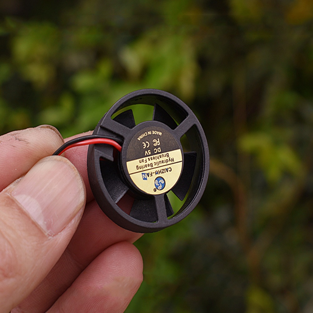 Mini 3010 รอบพัดลมไร้แปรง DC 3V-6V 12900 RPM Mini 31.5 มม.* 10.2 มม.พัดลมไร้แปรงแล็ปท็อปพัดลมระบายความร้อน