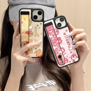 ใหม่ เคสโทรศัพท์มือถือแบบนิ่ม กันกระแทก ลายการ์ตูนหมีพูห์ สตรอเบอร์รี่ พร้อมสายคล้องข้อมือ สําหรับ iPhone 14 14PRO max 13 12PRO max 13pro max 11