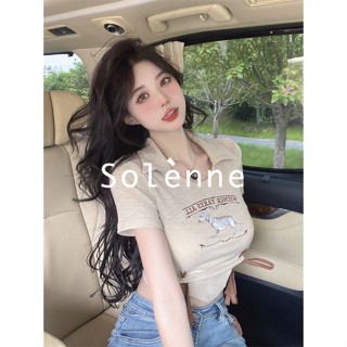 Solenne  เสื้อครอป เสื้อยืดผู้หญิง ครอป baby tee สาวเรโทร 2023 NEW Style รุ่นใหม่ High quality Chic สไตล์เกาหลี A29J1AS 36Z230909