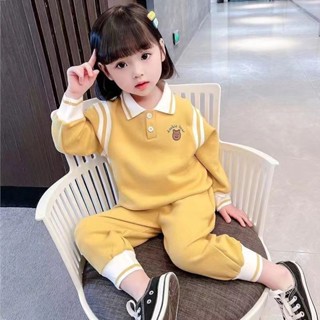 [ML] พร้อมส่ง 90-140 ซม. เสื้อผ้าเด็กผู้หญิง ฤดูใบไม้ร่วง เสื้อโปโล แฟชั่น สไตล์ใหม่ สไตล์ตะวันตก ลําลอง ฤดูใบไม้ผลิ ฤดูใบไม้ร่วง เด็กวัยหัดเดิน เด็กทารก แขนยาว ชุดสองชิ้น