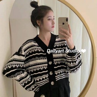 Dailyart เสื้อผู้หญิงแฟชั่น แขนเสื้อยาว แผนกภาษาเกาหลี สุภาพสตรี 2023 new style AU0816101