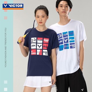 Victory ใหม่ เสื้อกีฬาแขนสั้น ระบายอากาศ แห้งเร็ว ลายตารางวัฒนธรรมแบดมินตัน สําหรับผู้ชาย และผู้หญิง