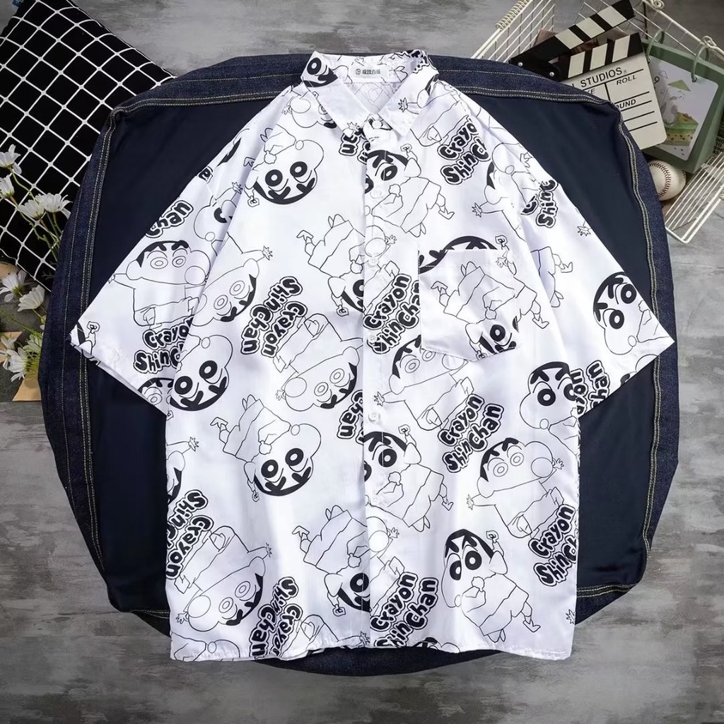เสื้อเชิ้ตแขนสั้นลําลอง ทรงหลวม พิมพ์ลายดอกไม้ เหมาะกับเดินชายหาด สไตล์ญี่ปุ่น สําหรับผู้ชาย กางเกงขาสั้น