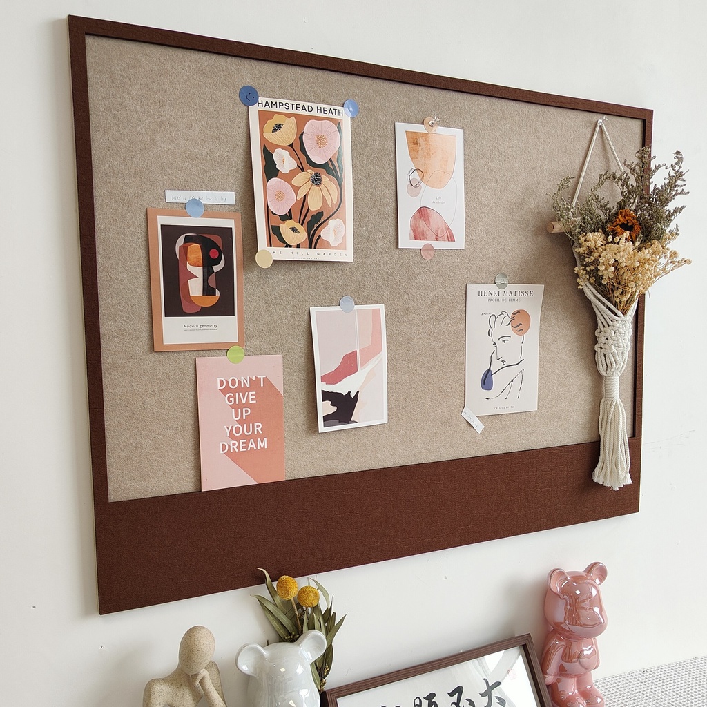 Felt Board Photo สติ๊กเกอร์ติดผนัง Self-Adhesive การเจาะฟรีจอแสดงผลพื้นหลังผ้าไหมหมอกสีน้ําตาลกระดานข้อความห้องนั่งเล่นห้องนอน De