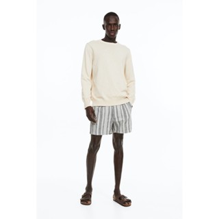 H&amp;M  Man Regular Fit Linen-blend shorts 1129513_1