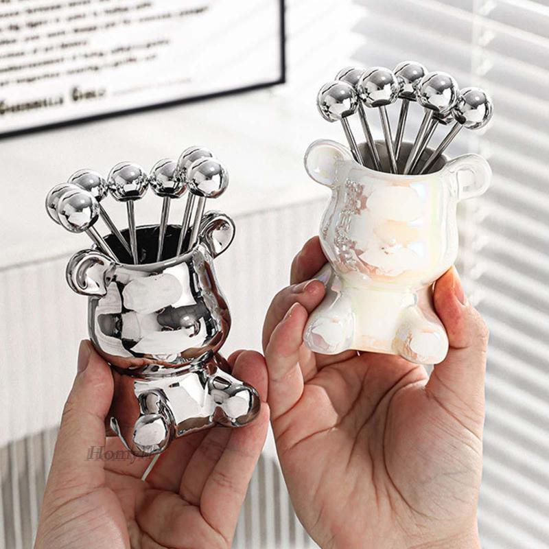 [Homyl1] ชุดส้อมจิ้มผลไม้ลายหมีน่ารัก สแตนเลส สําหรับงานแต่งงาน ร้านอาหาร ห้องครัว ส้อมจิ้มผลไม้ ของฝาก ของที่ระลึกไทย