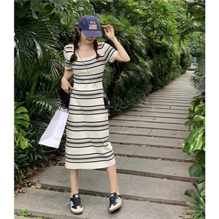 OFF SHOP 🥻ชุดเดรสไหมพรมแขนสั้นคอกลม กระโปรงยาวสุดๆลายทาง (OFF-M0528) -C