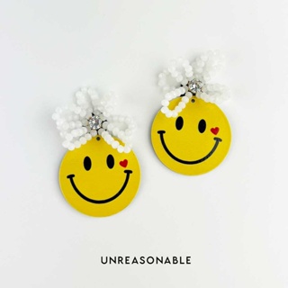 ต่างหู Smiley สีเหลือง ต่างหูคลิป ต่างหูก้านเงินแท้ น้ำหนักเบา Unreasonable Accessories UA0827-01