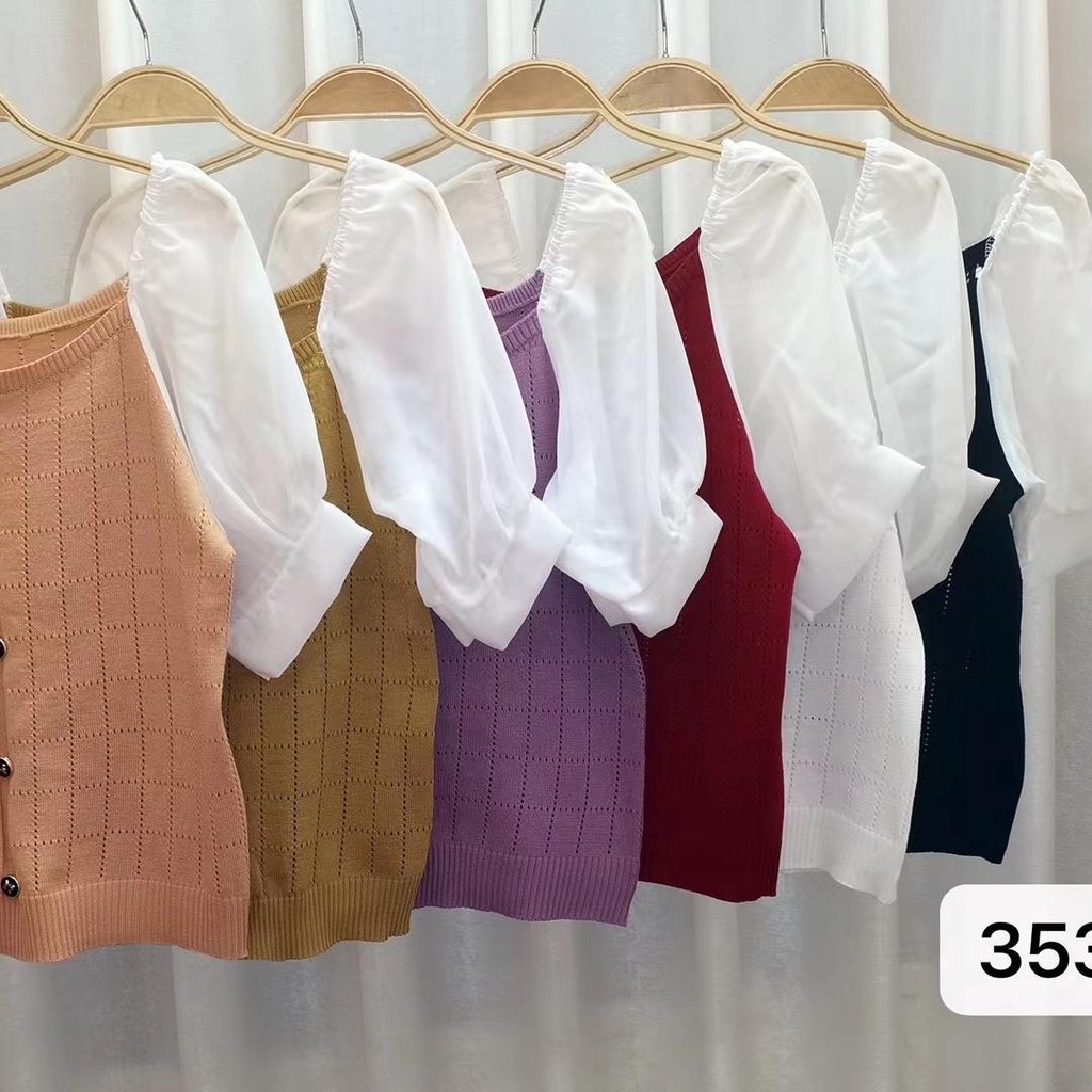 Lune_Grace 3539#เสื้อไหมพรมร่อง แต่งแขนชีฟองจั๊มแขนตุ๊กตา  ทรงโซกระดูกไหปลาร้า ไส่แบบเปิดไหล่ก็สวย ติดกระดุมตรงหน้าอก - รูปที่ 3