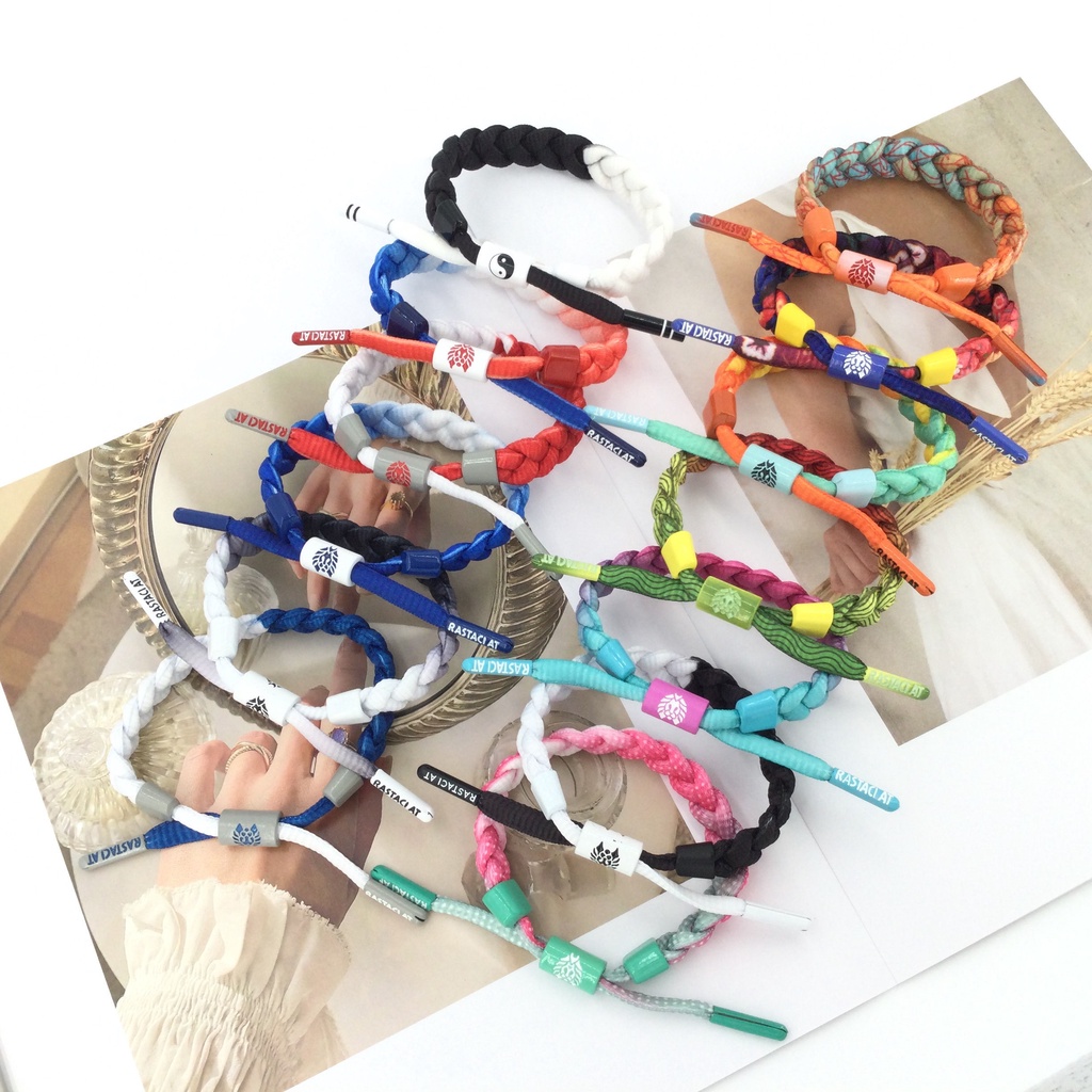 RASTAClAT สร้อยข้อมือถักพร้อมกล่องพรีเมี่ยมสีขาวสีน้ําเงินจับคู่ STRIPES STARS Series รุ่นพิเศษสร้อยข้อมืออุปกรณ์ทอสําหรับผู้ชายทุกวัย ผู้หญิง