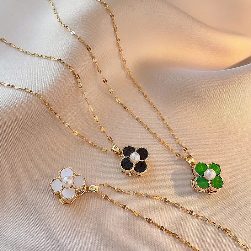 Yinuovo ไทเทเนียมเหล็ก Pearl Four-Leaf Clover สร้อยคอจี้ดอกไม้ Lucky หมุนกันน้ําสร้อยคอทองคําของขวัญเครื่องประดับ