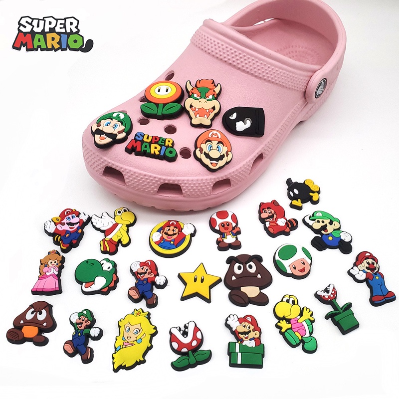 รองเท้าแตะ Crocs แต่งหัวเข็มขัด ลายการ์ตูนอนิเมะ Super Mario อุปกรณ์เสริม สําหรับตกแต่งสวนเด็ก