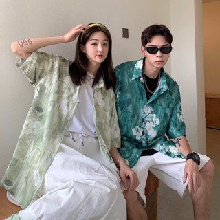 เสื้อยืดผู้ชาย สไตล์ฮาวาย แขนสั้น ลายดอกไม้ แบบเกาหลี ขนาดใหญ่ สไตล์ลำลอง หล่อ