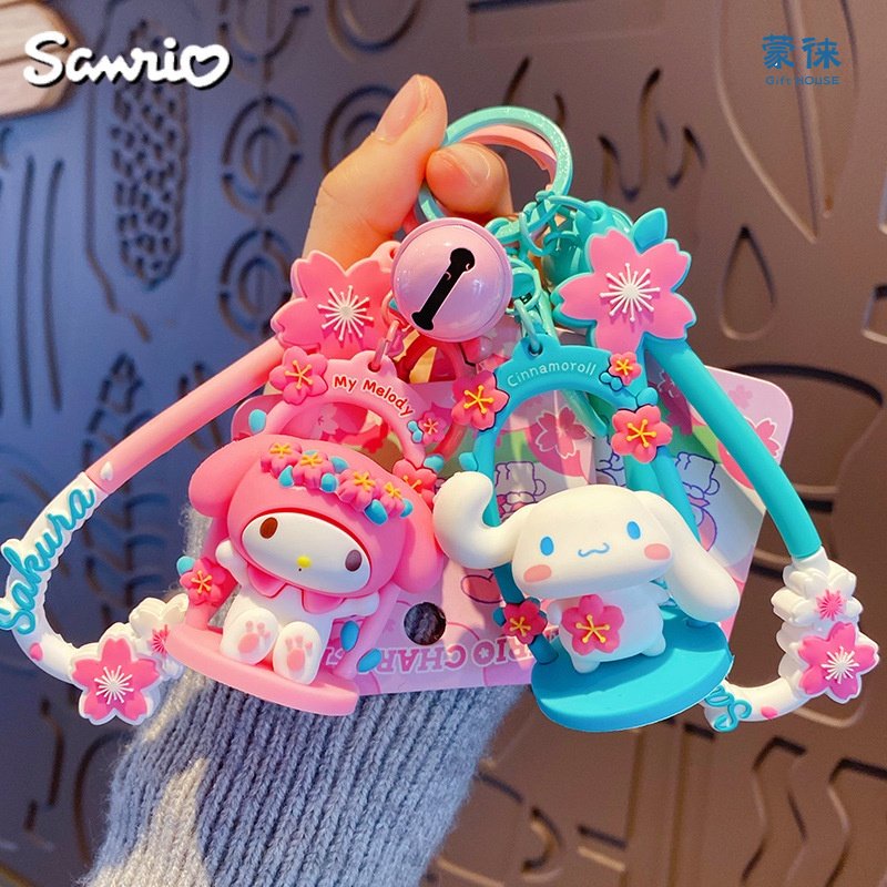 พวงกุญแจ จี้การ์ตูนอนิเมะ Sanrio Kuromi Cinnamoroll My Melody เหมาะกับของขวัญวันเกิด สําหรับผู้หญิง