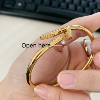 เครื่องประดับ สร้อยข้อมือเหล็กไทเทเนียม 18K ไม่จางหาย ระดับไฮเอนด์ สไตล์ยุโรป และอเมริกา สําหรับผู้ชาย และผู้หญิง