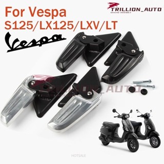 ที่พักเท้าด้านหลัง พร้อมน็อตยึด สีดํา สีเงิน สําหรับ Vespa S125 Lx125 LT LXV 1 คู่