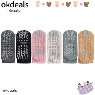 OKDEALS ถุงเท้ากีฬา กันลื่น เหมาะกับใส่เล่นโยคะ ฟิตเนส สําหรับผู้หญิง