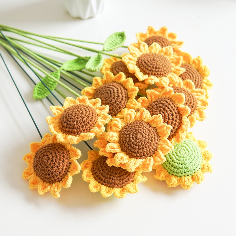 【พร้อมส่ง】ดอกทานตะวัน แฮนด์เมด พร้อมไหมพรมโครเชต์ ดอกไม้ ของขวัญวันเกิด สําหรับแฟนสาว