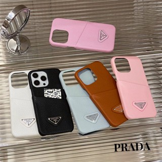 เคสป้องกันโทรศัพท์มือถือหนัง ลายโลโก้แบรนด์ Prada หรูหรา สําหรับ iPhone 14 Pro Max 14 Plus 13 12 Pro 13pro 14pro 14promax 13promax 12promax