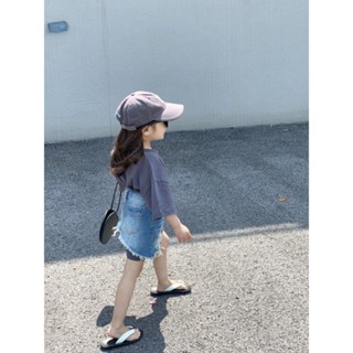 เสื้อยืดตัวยาว ทรงหลวม ปักลายตัวอักษร สีเทา แฟชั่นฤดูร้อน สําหรับเด็กผู้หญิง 2023