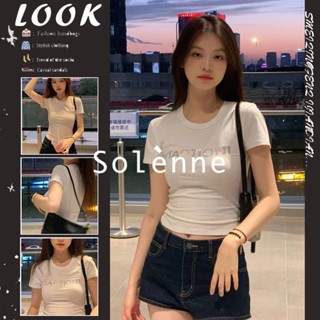 Solenne  เสื้อครอป เสื้อยืดผู้หญิง ครอป baby tee สาวเรโทร 2023 NEW Style สบาย Trendy Beautiful สวยงาม A99J35O 36Z230909