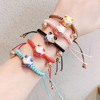 [สินค้าใหม่] สร้อยข้อมือเซรามิค เชือกถัก แฮนด์เมด รูปกระดิ่งแมวนําโชค สีแดง ปรับได้ ของขวัญ เครื่องประดับแฟชั่น สําหรับผู้หญิง และคู่รัก