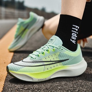 Zoom fly 5 รองเท้าผ้าใบแฟชั่นสําหรับผู้ชายรองเท้าวิ่งน้ําหนักเบา size：39-45