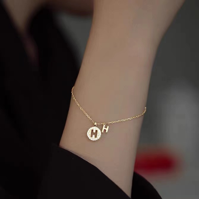 พร้อมส่งจากไทย ปรับขนาดได้ สร้อยข้อมือจี้ตัวอักษร H ประดับเพชร หรูหรา ระดับไฮเอนด์  แฟชั่นสําหรับผู้หญิง ราคาถูก B87