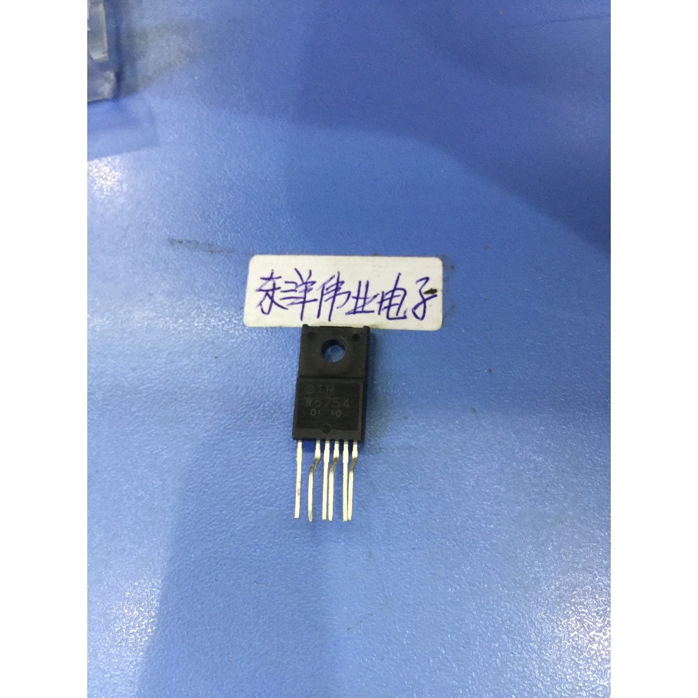 ใหม่ 5 ชิ้น STRW6754 STR-W6754 TO-220