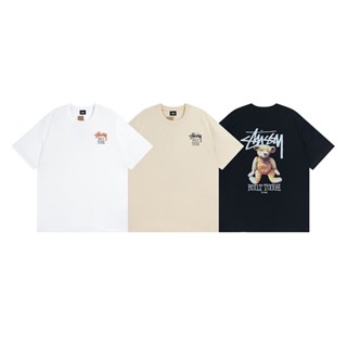 STUSSY เสื้อยืดแขนสั้น พิมพ์ลายตัวอักษร หมีน้อย สไตล์คลาสสิก แฟชั่นสําหรับชาย และหญิง