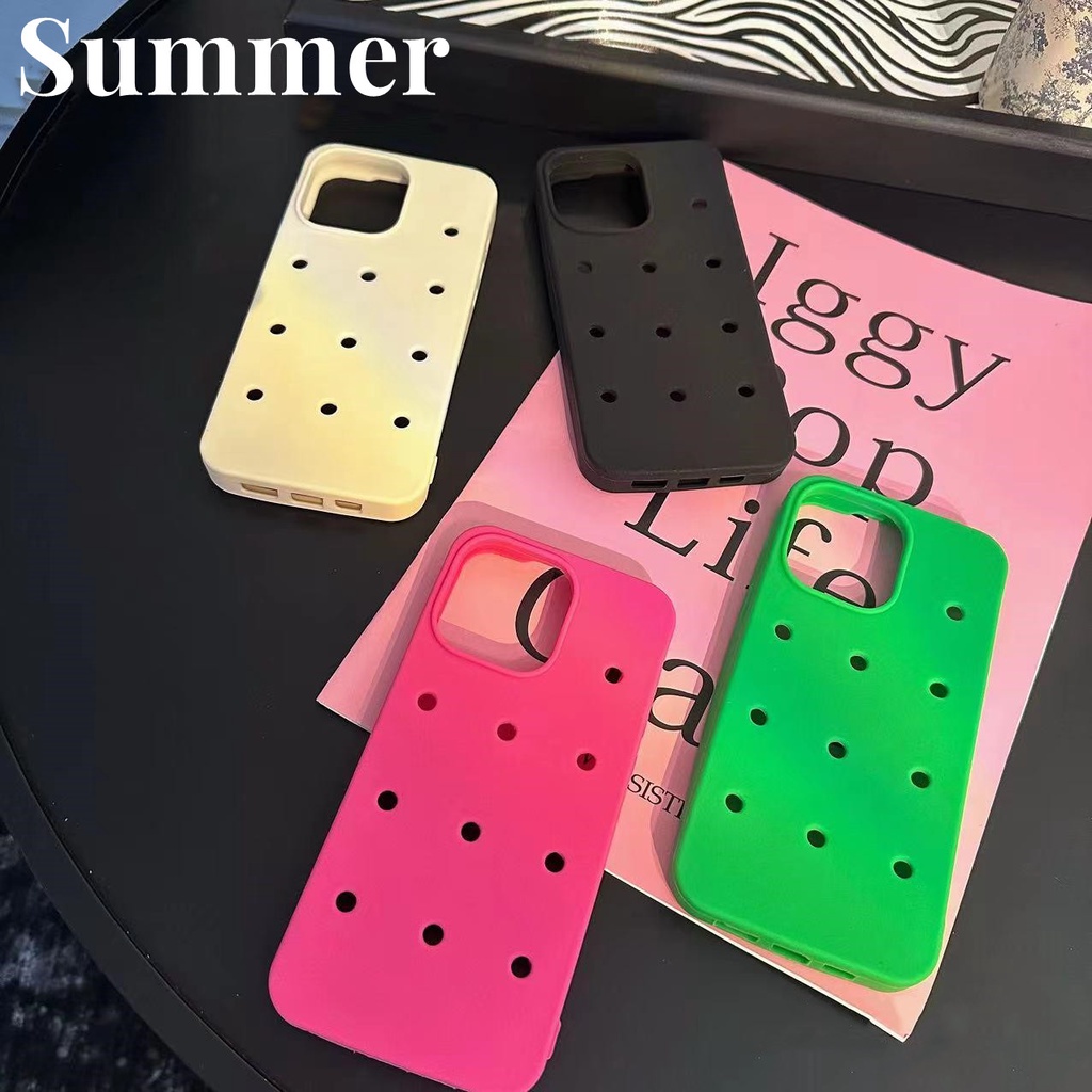 CROCS เคสไอโฟน 14 Pro max เคส compatible for 14 13 12 11 Pro Max 14 Plus 14 Pro Max สีม่วง