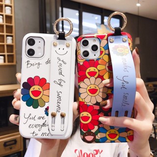 เคสโทรศัพท์มือถือ ลายการ์ตูนดอกทานตะวัน Takashi Murakami หน้ายิ้ม พร้อมสายคล้องมือ สําหรับ iPhone X XR XS 11 12 13 14 Pro Max