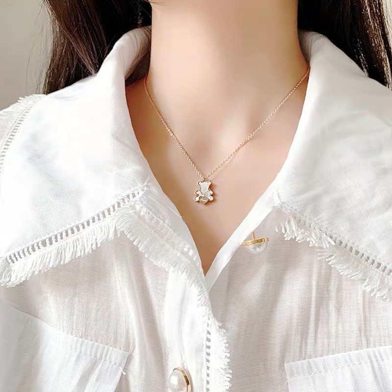 น่ารักน่ารักหมีสร้อยคอจี้ขนาดเล็กสุภาพสตรีแฟชั่นทุกการแข่งขันสแตนเลสกระดูกไหปลาร้าโซ่เครื่องประดับ - รูปที่ 5