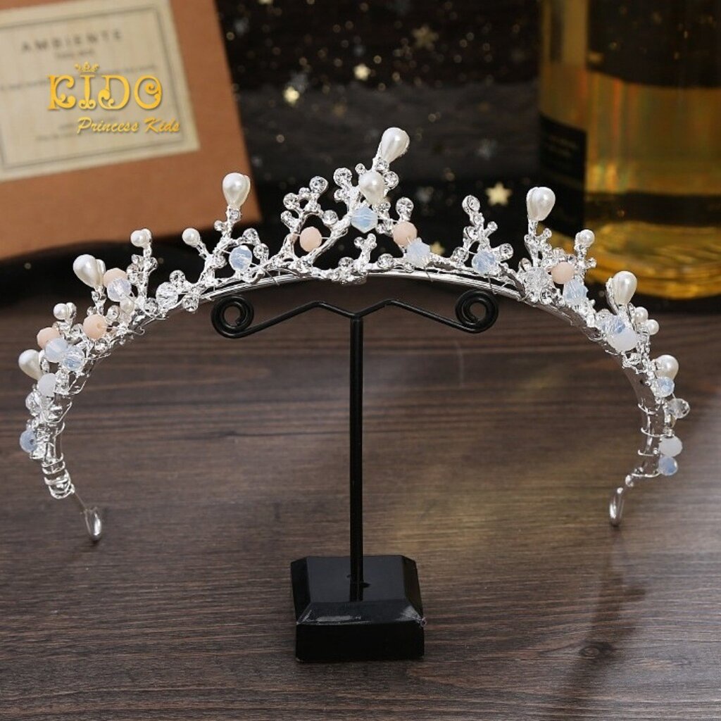 มงกุฎเด็ก *มีหน้าร้านอยู่รัชดา ลองได้ เปลี่ยนได้ *KF633 คาดผมเพชร ประดับด้วยหินสี สีเงิน