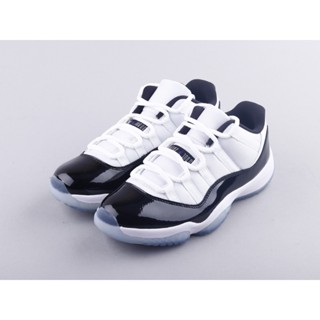 รองเท้าบาสเก็ตบอล AJ11 LOW Kangbuckle 38 k สีขาว สีดํา สีฟ้า