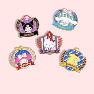 SANRIO เครื่องประดับ เข็มกลัดโลหะ จี้การ์ตูนสุนัข Kulomi Cinnamon น่ารัก สําหรับนักเรียน