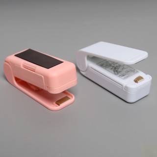 Spot seconds# Home portable mini sealing machine food plastic sealing machine snack plastic bag sealing machine home hand pressure heat sealing machine 8cc