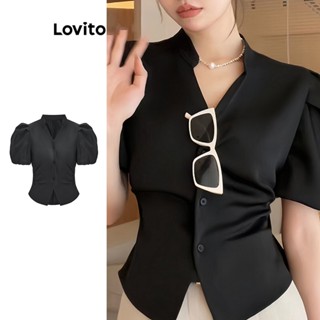 Lovito เสื้อเบลาส์ลําลอง แต่งจับจีบ ผ่าข้าง สําหรับผู้หญิง L62ED001 (สีดํา)