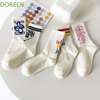 Doreen ถุงเท้ากีฬาลําลอง ผ้าฝ้าย ลายดอกไม้ ตัวอักษรตลก หัวใจ หลากสี สําหรับผู้หญิง
