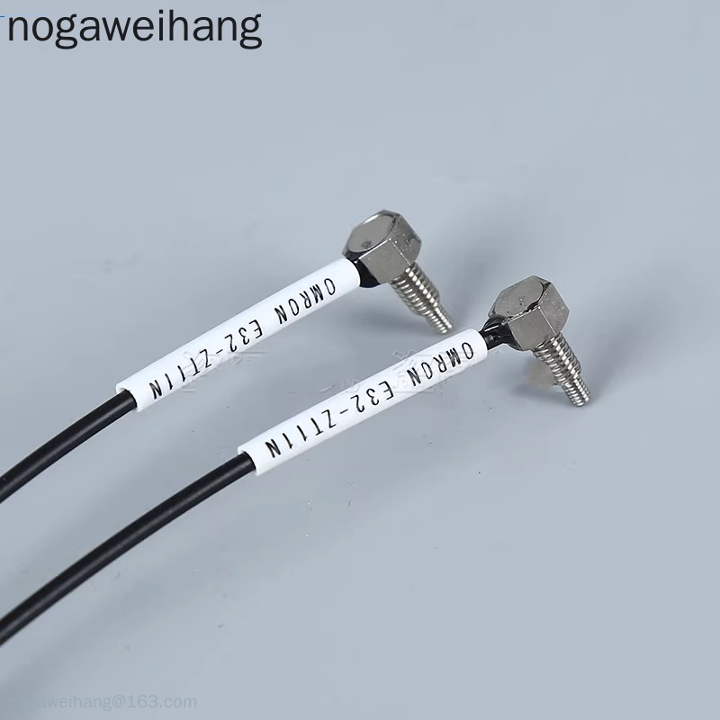 Omron เซ็นเซอร์ไฟเบอร์ออปติกโพรบ E32-DC200E C31N D211R ZT11N T22B C31