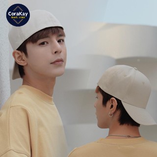 [CoraKay] หมวกเบสบอลลําลอง ปิดด้านหลัง สีพื้น เข้ากับทุกการแต่งกาย แฟชั่นฤดูใบไม้ร่วง และฤดูหนาว สไตล์เกาหลี สําหรับผู้ชาย และผู้หญิง