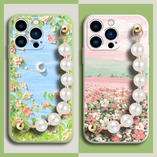 Bear bracelet Pearl bracelet Phone Case For iphone14 Pro Skin-friendly feel Anti-fall Liquid silicone shell